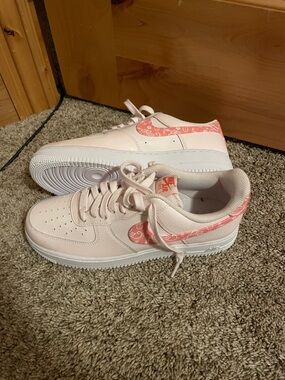 Nike Low-Top Sneakers in Light Pink with Coral Accents (brand new)